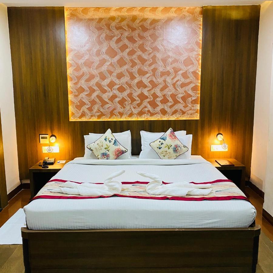 Hotel Ajay International Allāhābād Junction 외부 사진